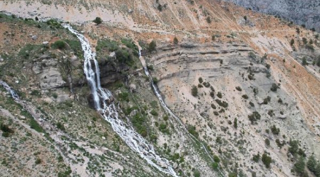 Uçarsu Şelalesi fışkırmaya başladı