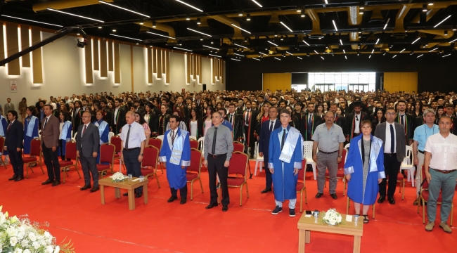 Hukuk ordusuna yeni neferler katıldı